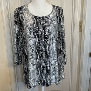 JM Collection 0X Snake Print Top Black Gray Metallic Stretch Tunic 3/4 Sleeve